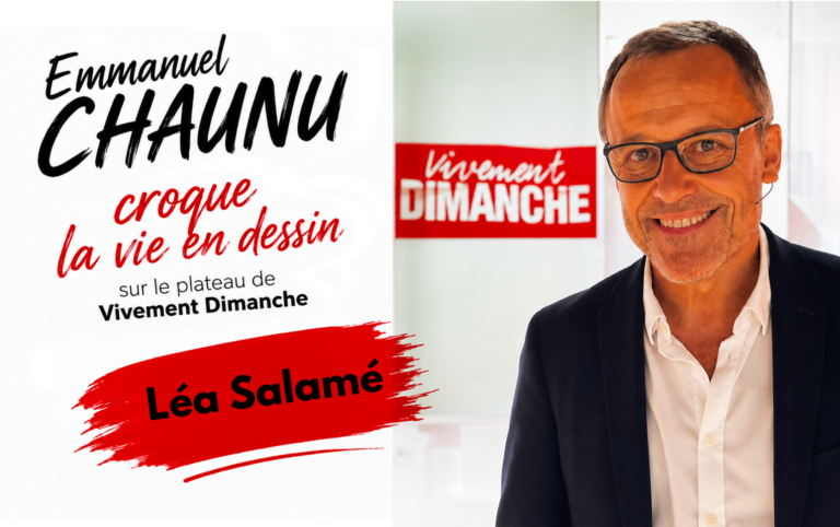 Emmanuel Chaunu souriant sur le plateau de Vivement Dimanche