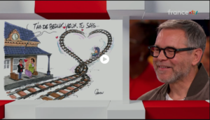 Dessin de rails en cœur et homme souriant en studio